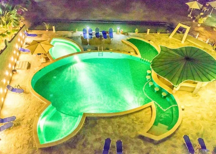 Amaizing 2br B2 In Turtles - *